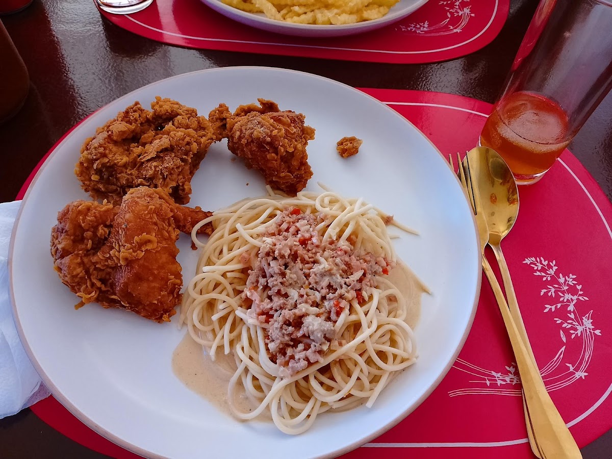 Eat N’ Side Hub - Photo 9
