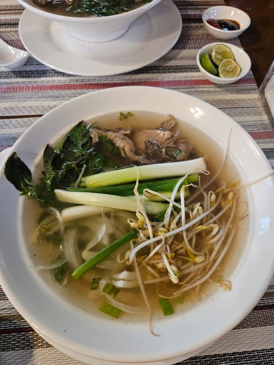 Phin & Pho Siargao - Photo 4