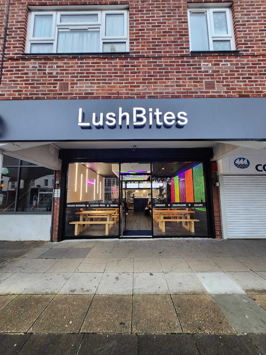 Lush Bites Portsmouth - Photo 9