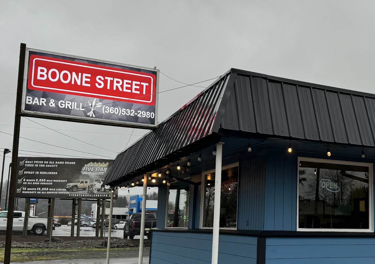 Boone Street Bar & Grill