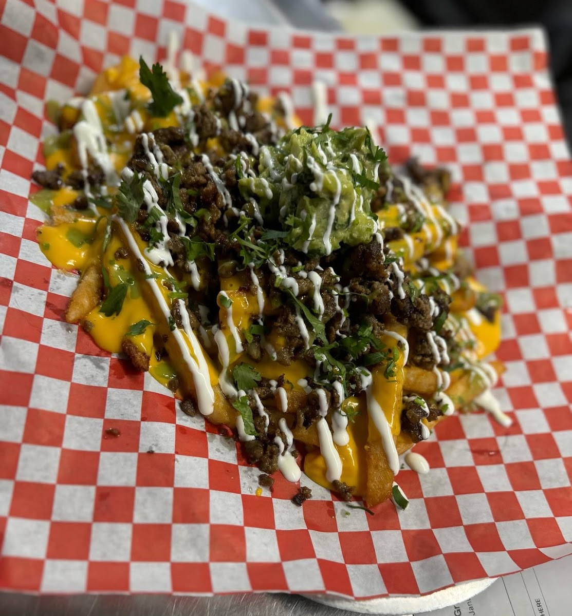 Boone Street Bar & Grill - Photo 5