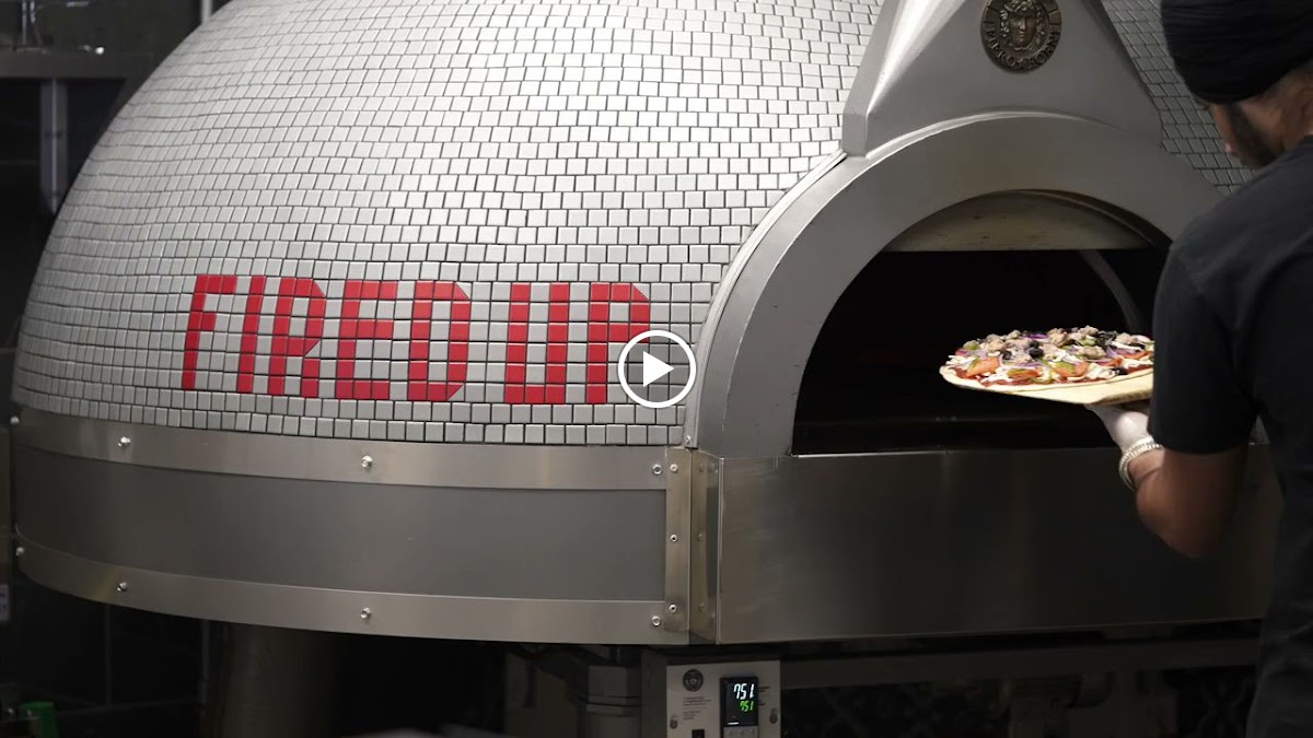 Fired Up Pizzeria - Photo 1
