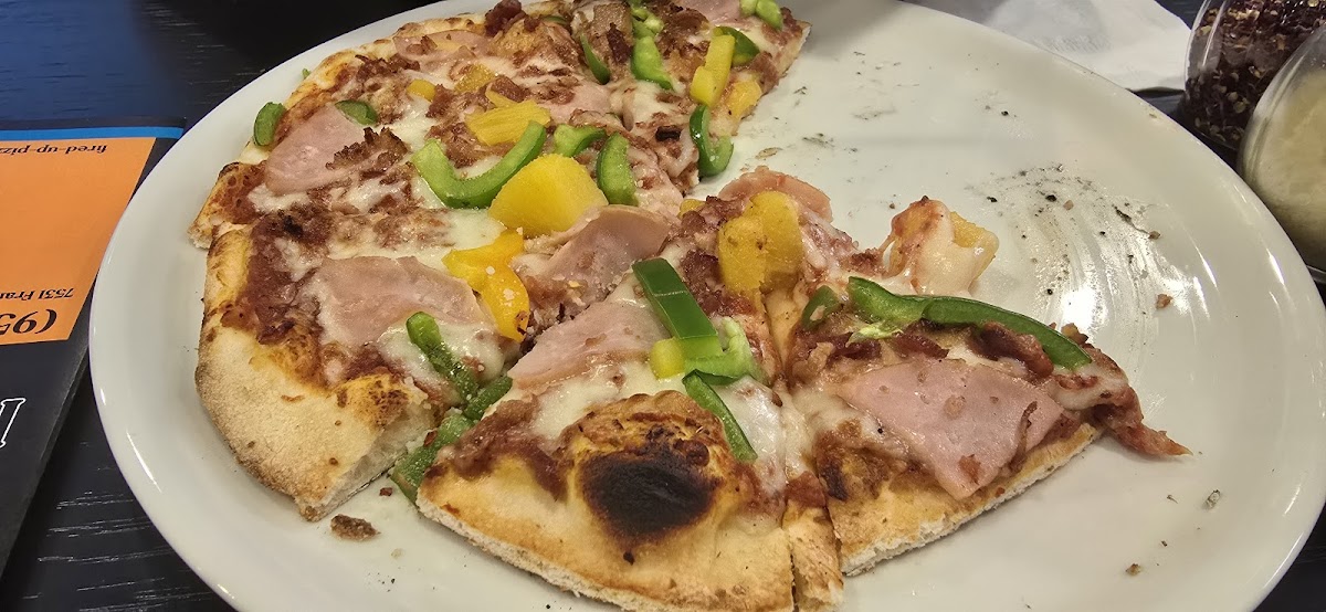 Fired Up Pizzeria - Photo 7