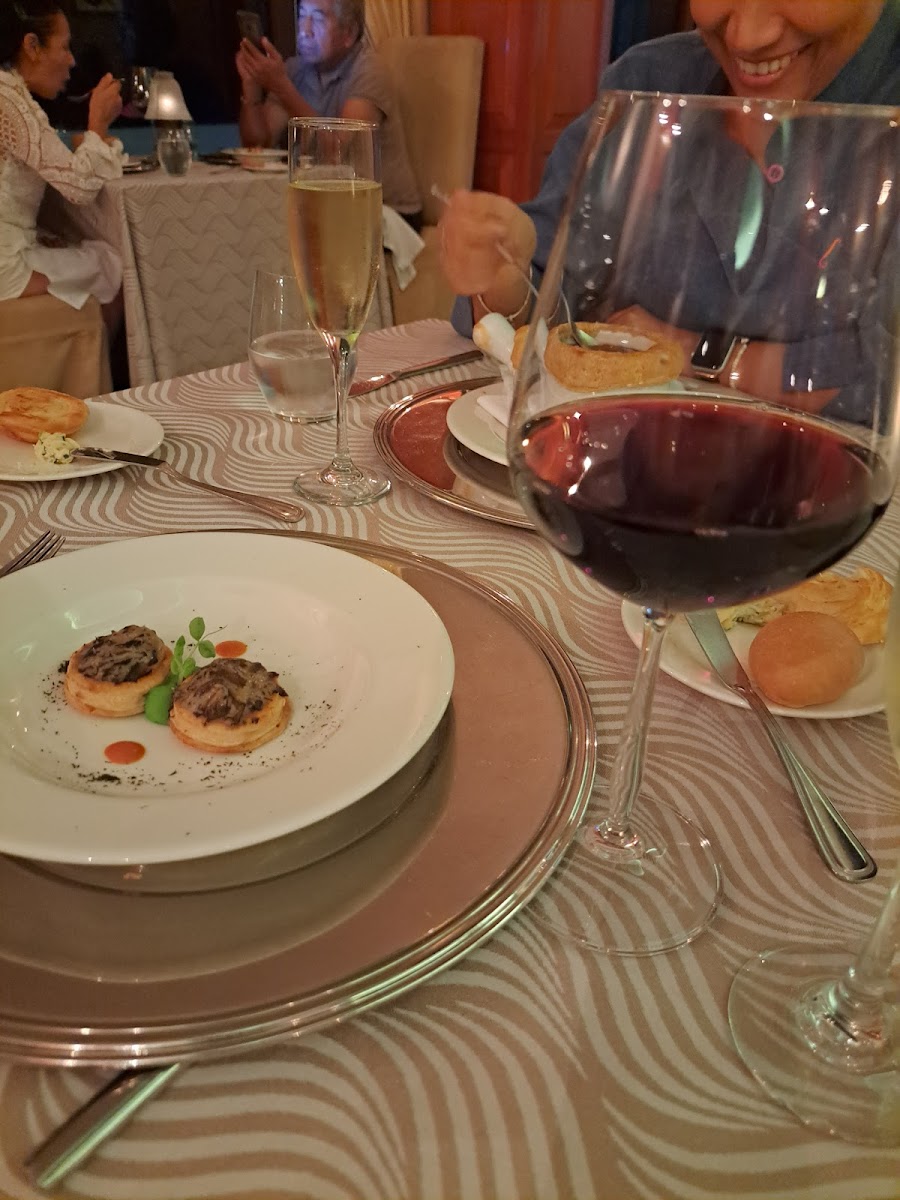 Sans Soucis French Cuisine Crown Paradise - Photo 8