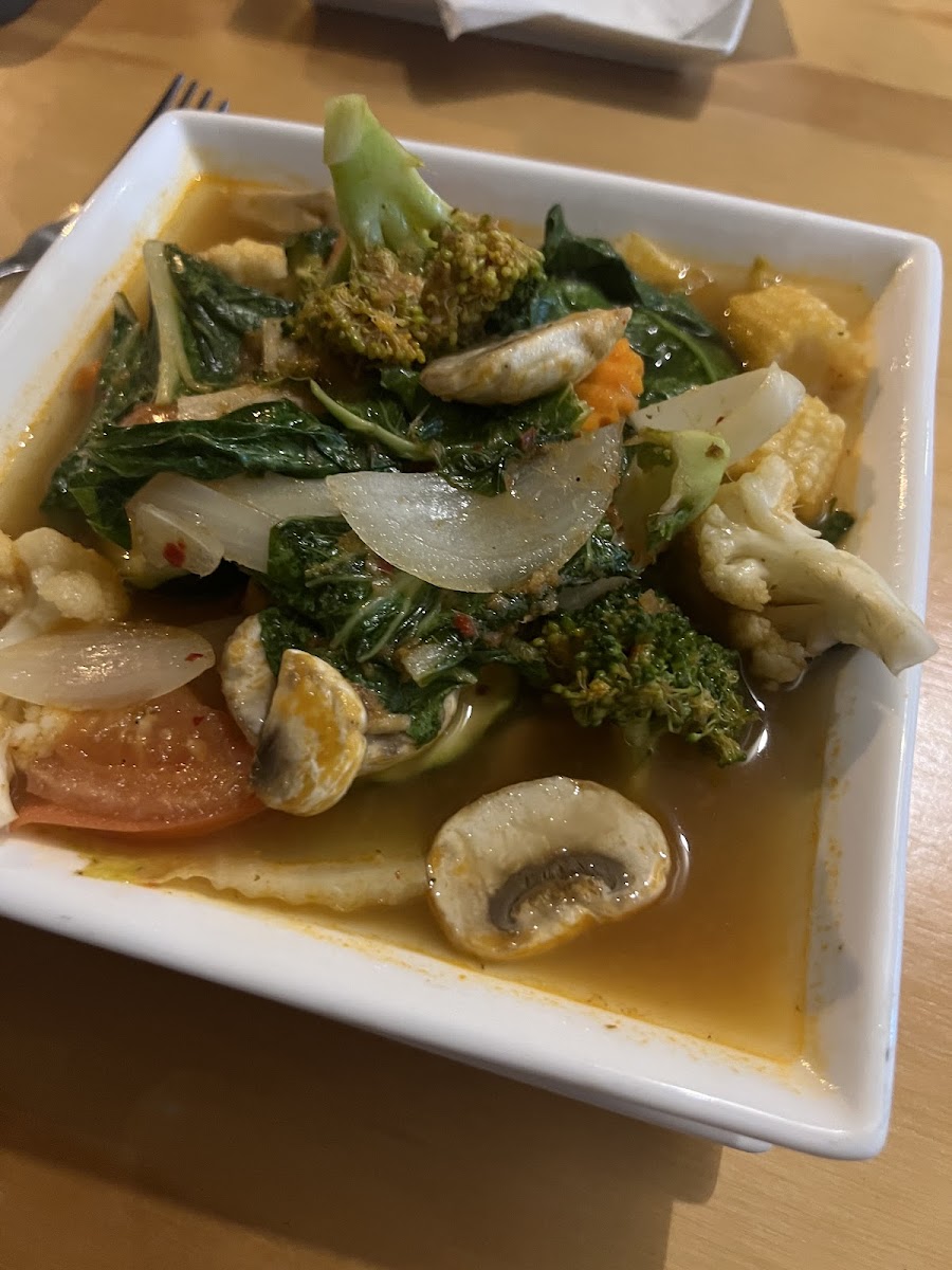 Thai Douglas - Photo 9