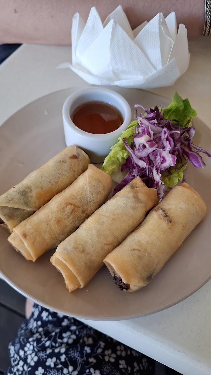Thai Douglas - Photo 2