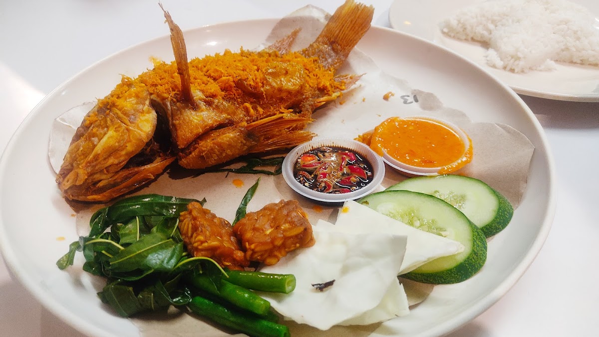 Salleh's Corner Cafe - Photo 3