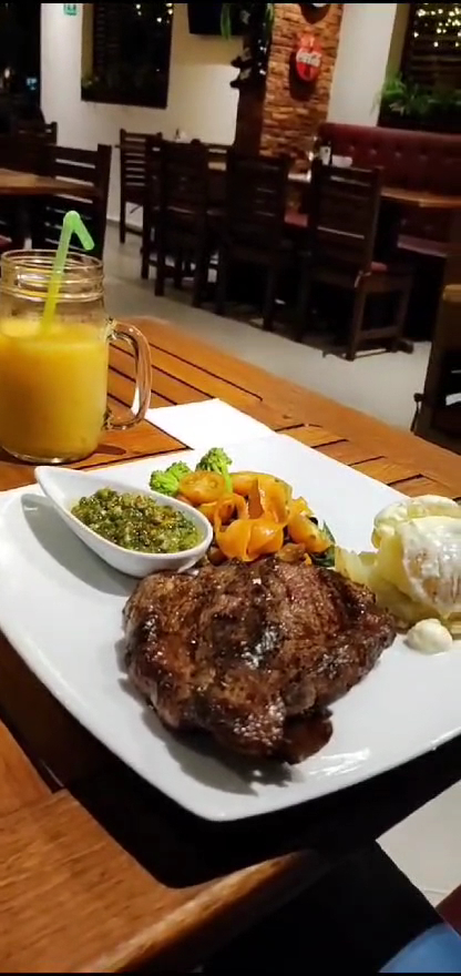 El Bodegon - Parrilla Gourmet - Photo 1