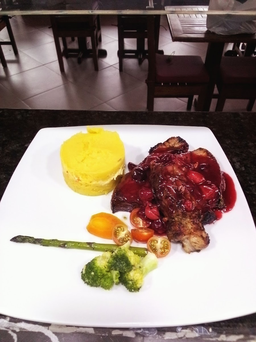 El Bodegon - Parrilla Gourmet - Photo 2