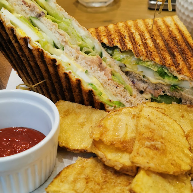 Tuna Sandwich