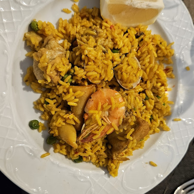 Paella Mixta