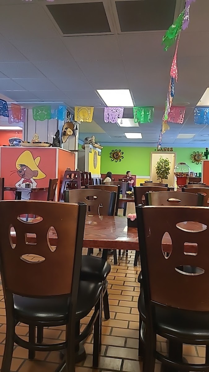 Kains Mexican Grill - Photo 2