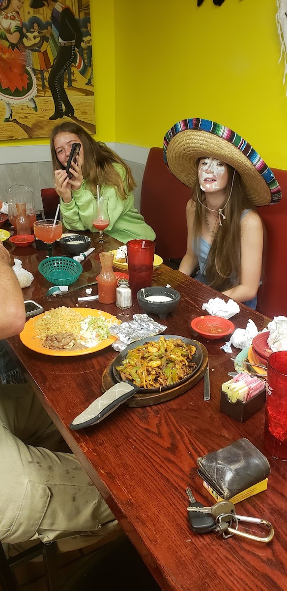 Kains Mexican Grill - Photo 5