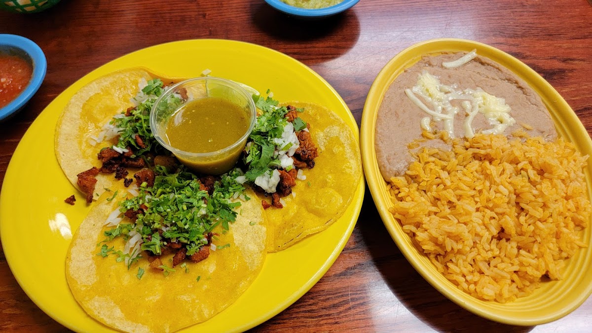 Kains Mexican Grill - Photo 7