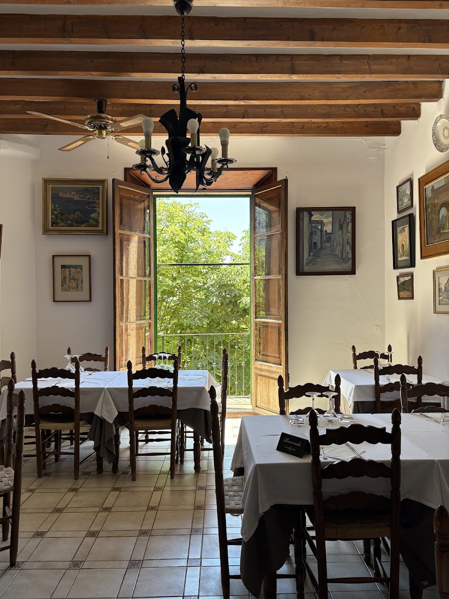 Hostal Can Marió
