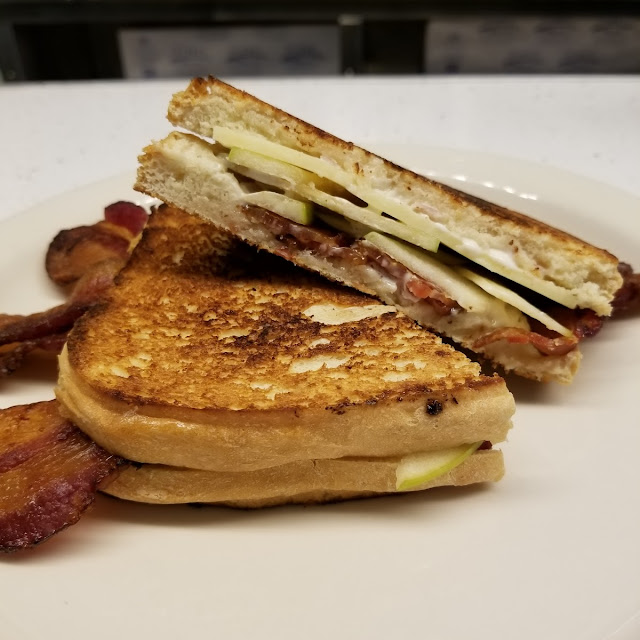 Apple Bacon Cheddar Sandwich
