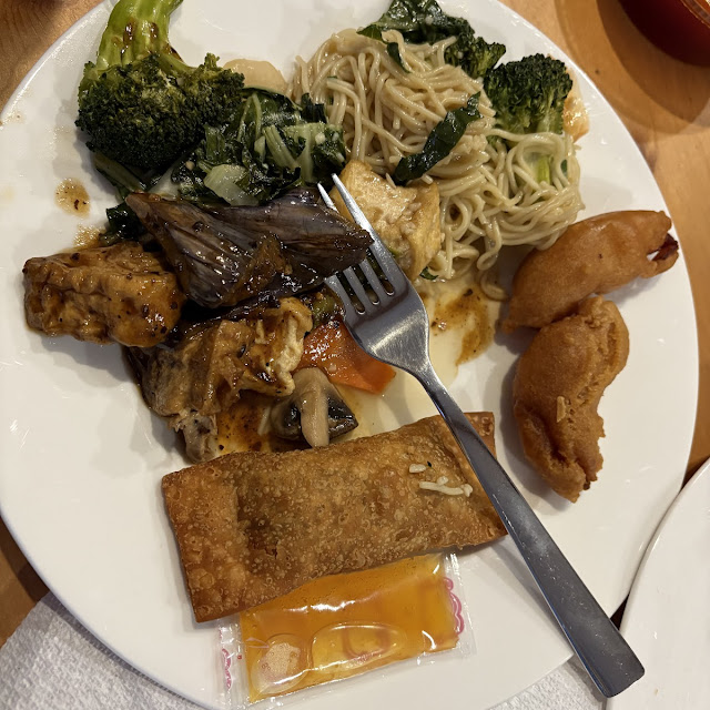 Egg Roll and Veggie Dishes