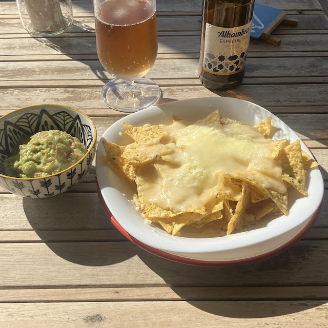 Tortillas with Vegan Cheese & Guacamole Dip