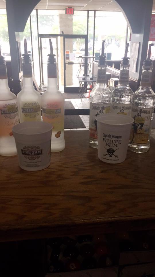 Buck Wild Tavern - Photo 3