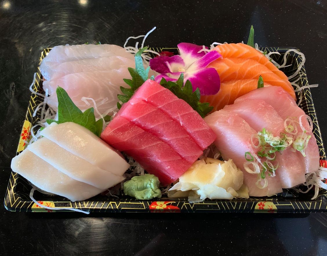 Sumo Hibachi and Sushi - Photo 5
