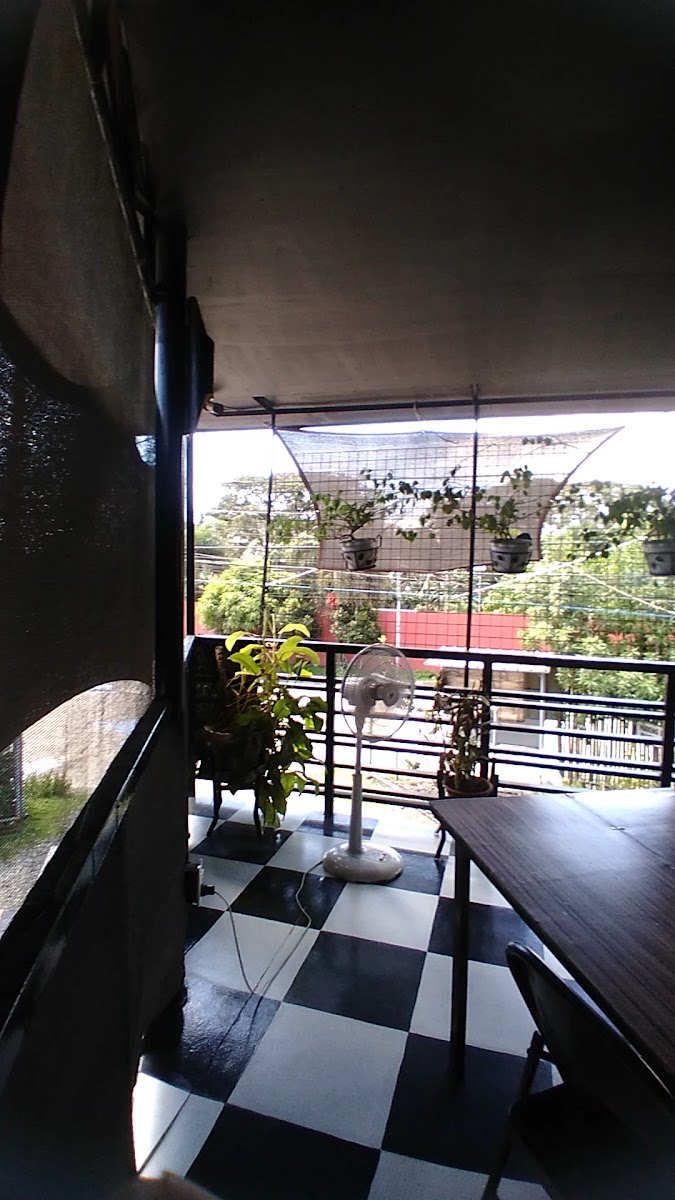 CREEK SIDE Carwash & Cafe - Photo 1