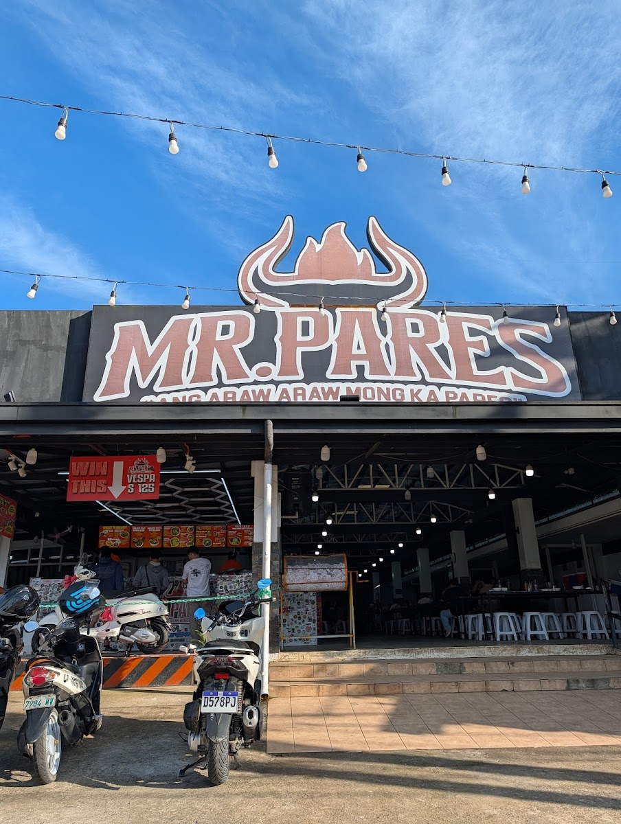 Mr. Pares Tagaytay - Photo 2