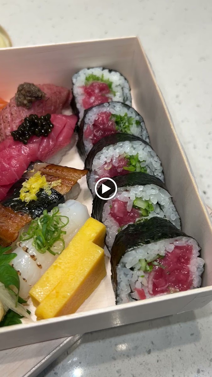 Jiro‘s Sushi - Photo 1