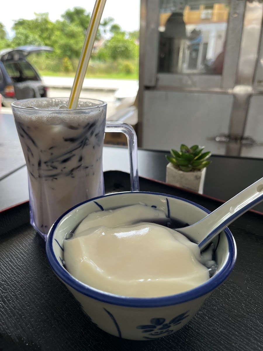 Woong Kee Beancurd | Menglembu |