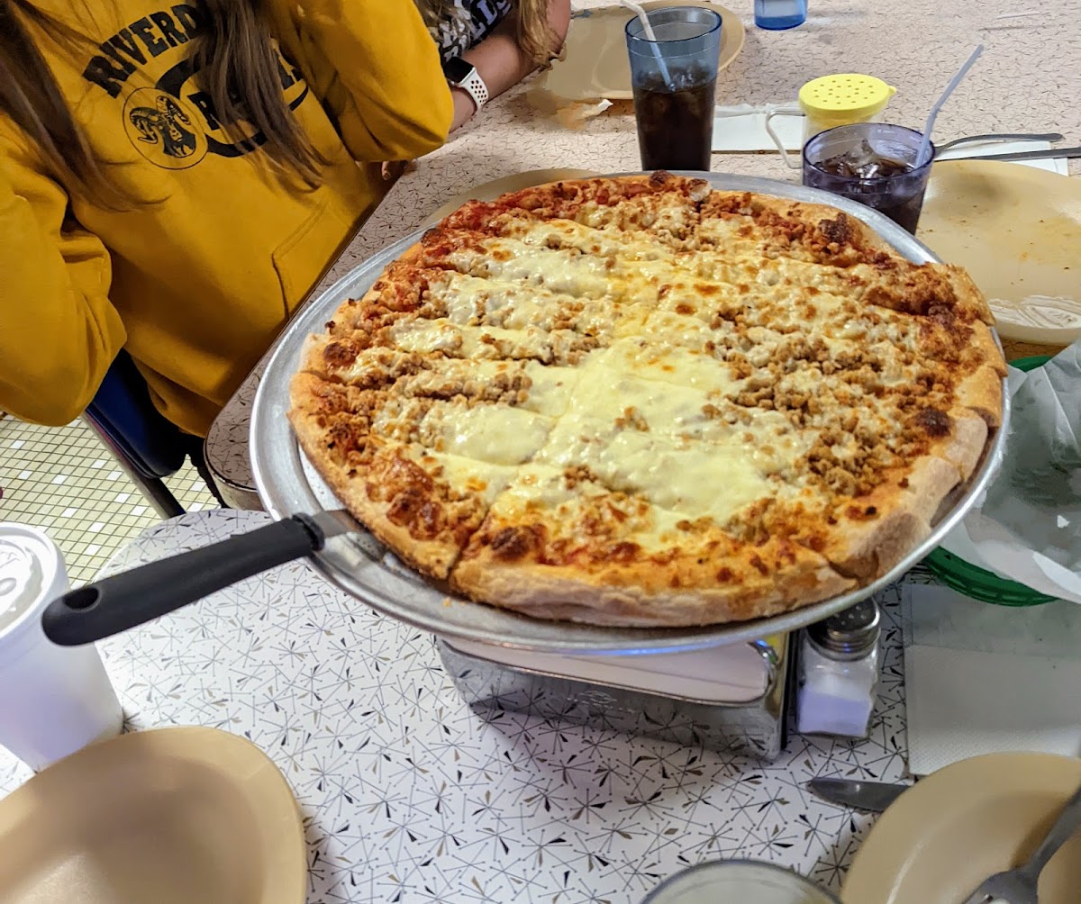 Frank's Pizzeria - IL 61282 - Photo 6