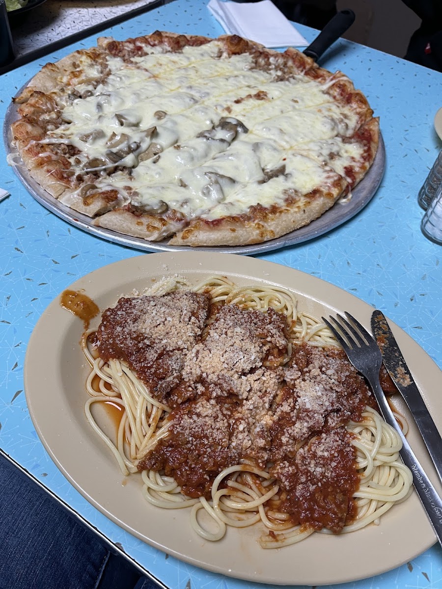 Frank's Pizzeria - IL 61282 - Photo 7