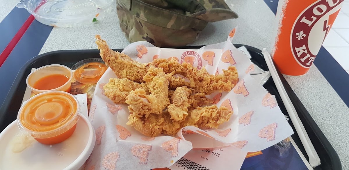 Popeyes - 55774 Baumholder - Photo 7