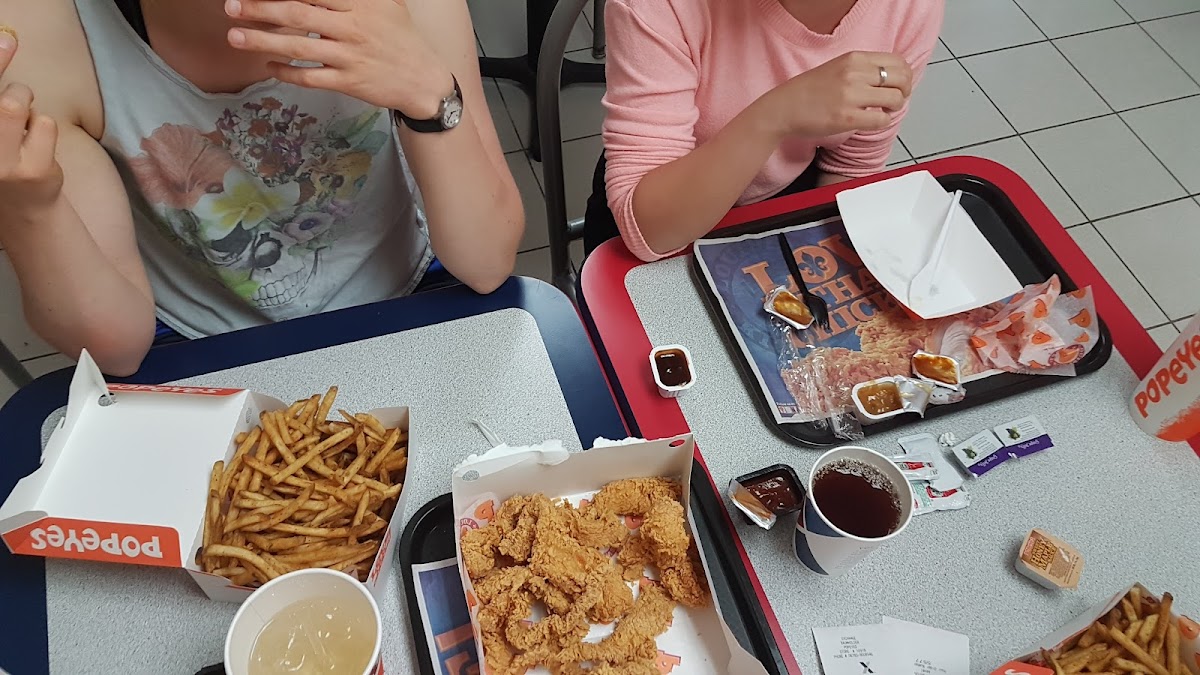 Popeyes - 55774 Baumholder - Photo 8