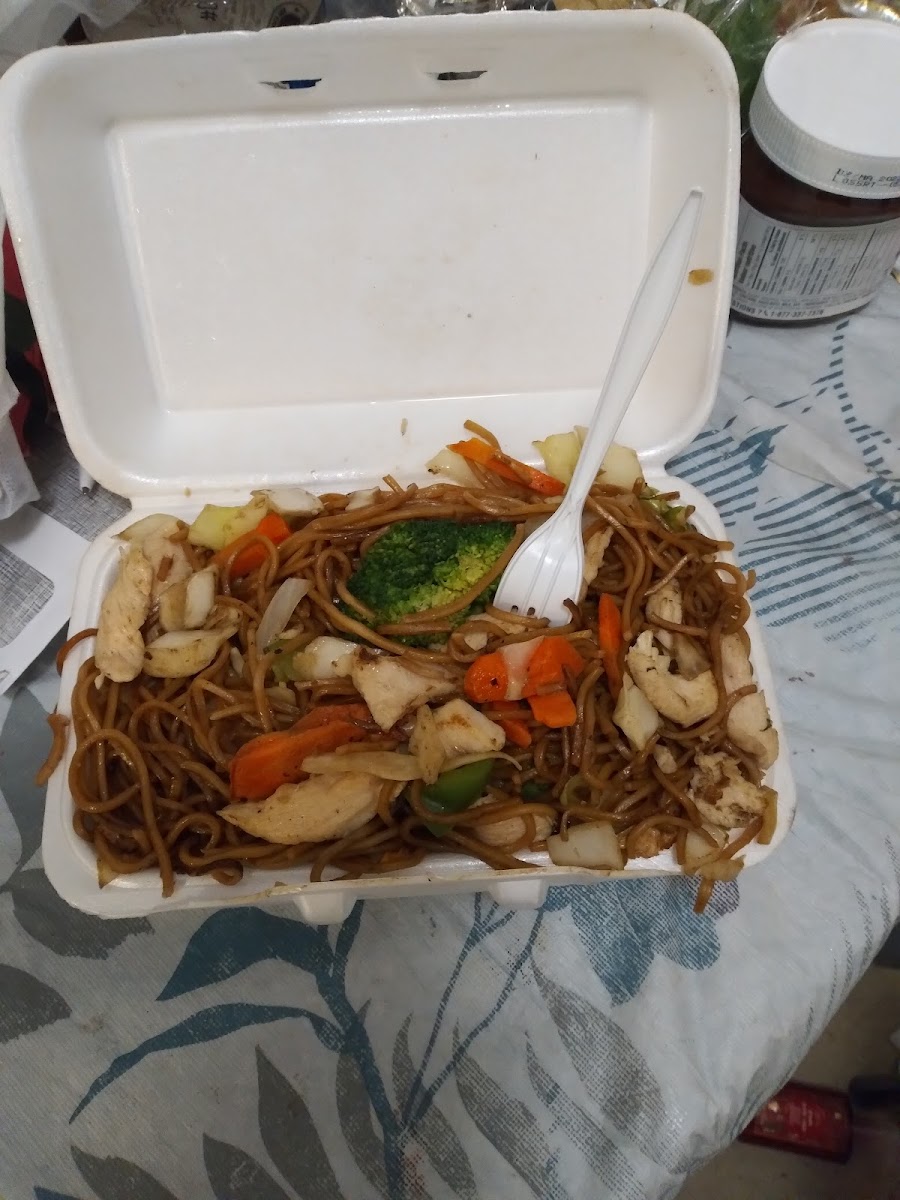 Golden Star Restaurant - ON M3M 1A2 - Photo 9
