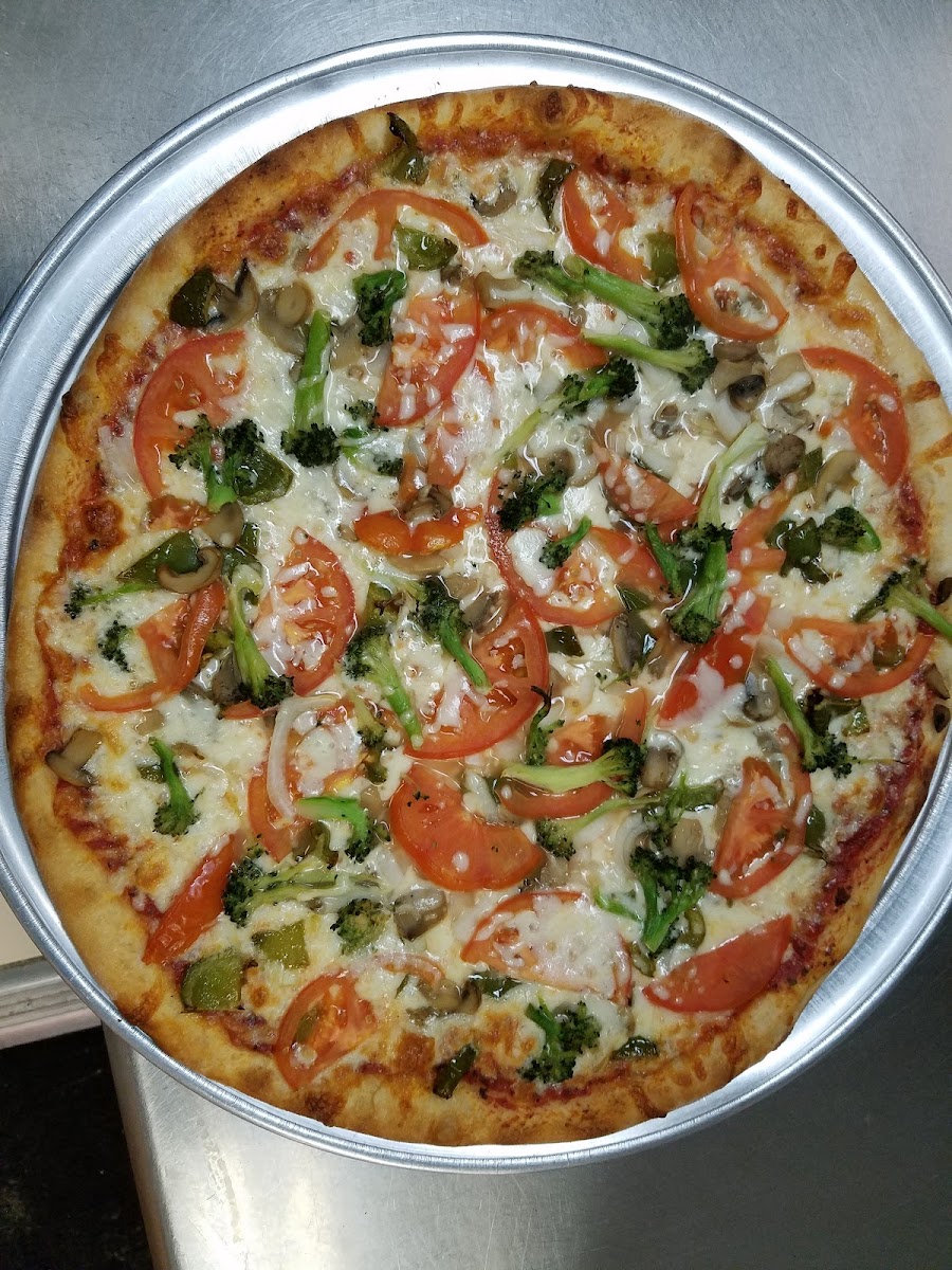 Frank's Pizza - PA 18354 - Photo 4