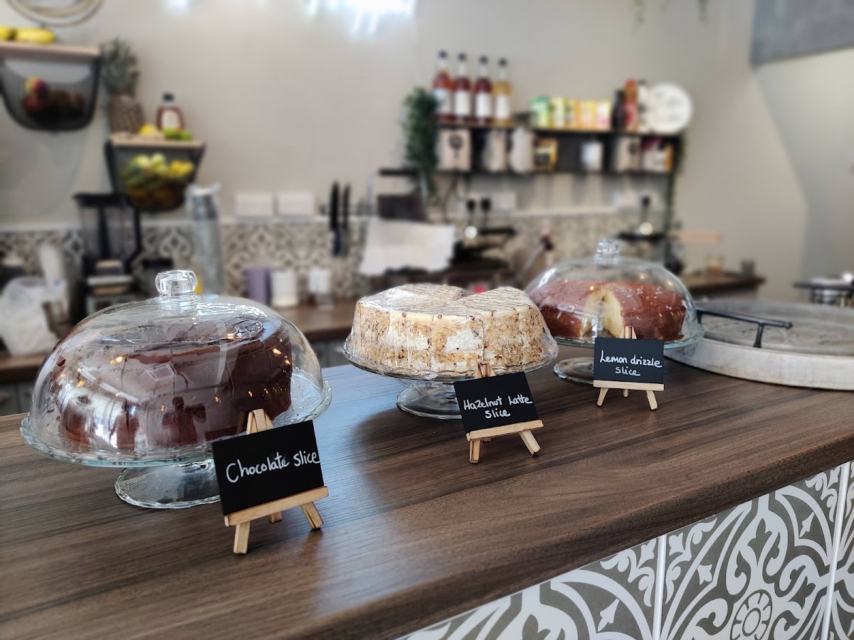 The lounge - Loughton IG10 3SP - Photo 4