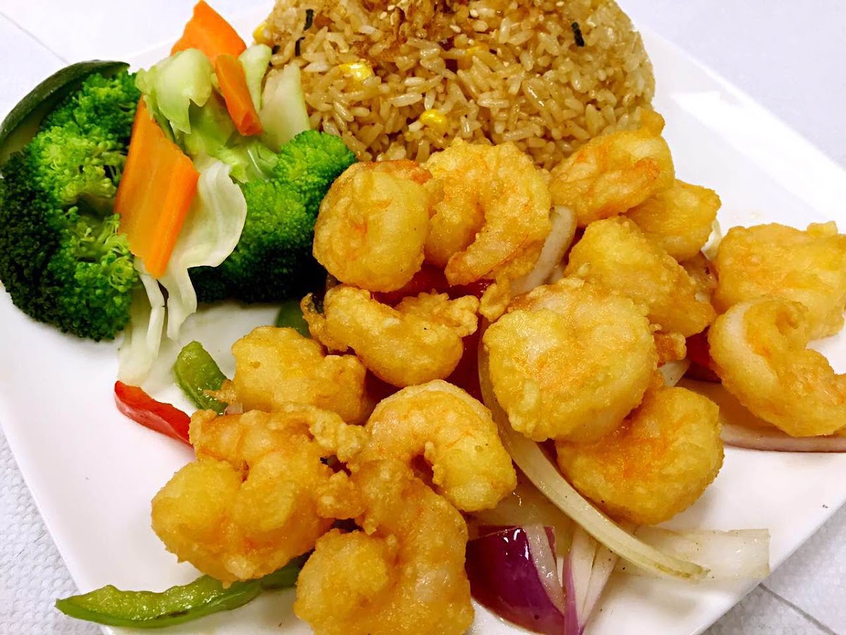 Ruby Thai Kitchen - NJ 08648 - Photo 9
