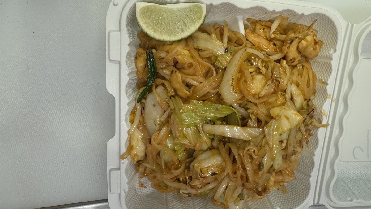 Ruby Thai Kitchen - NJ 08648 - Photo 5