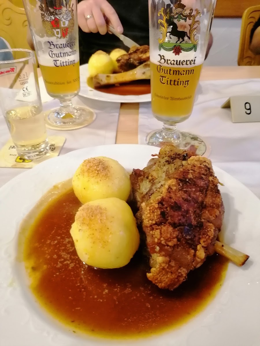 Gasthaus Krone - 91625 Schnelldorf - Photo 1