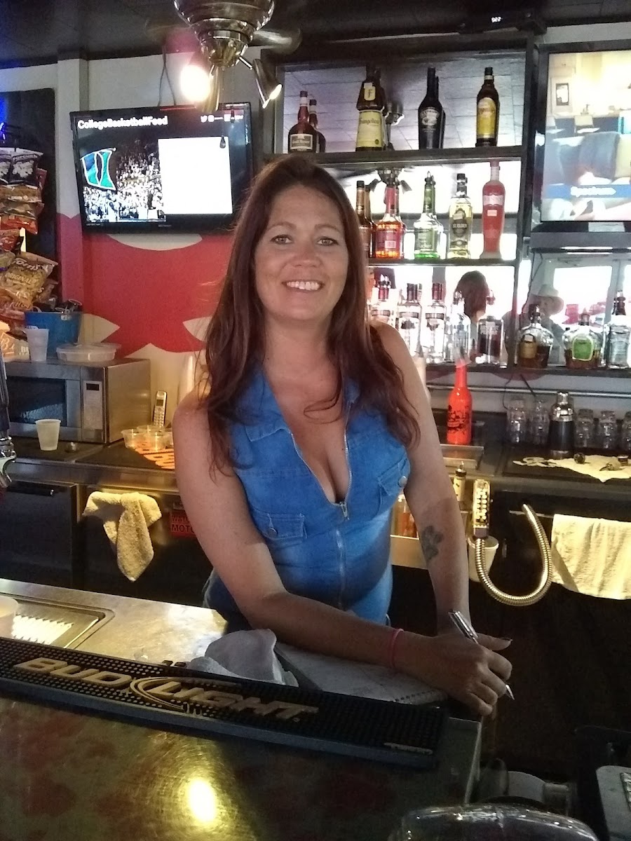 Plan B Bar - Photo 4
