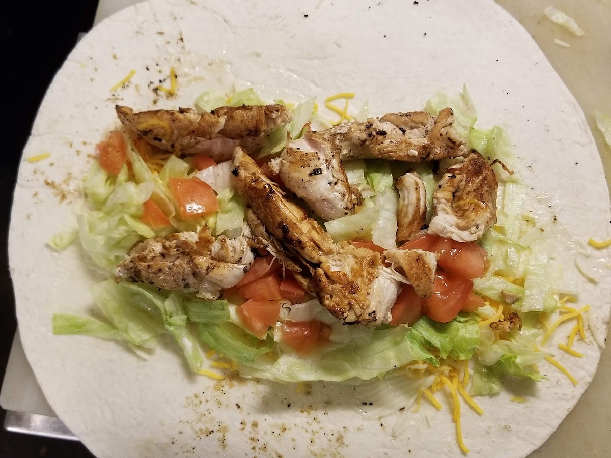J R's Bar & Grill - Photo 8