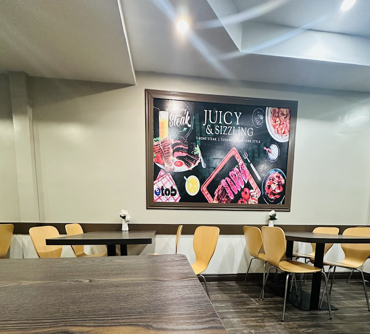 Etob Restaurant - Photo 5