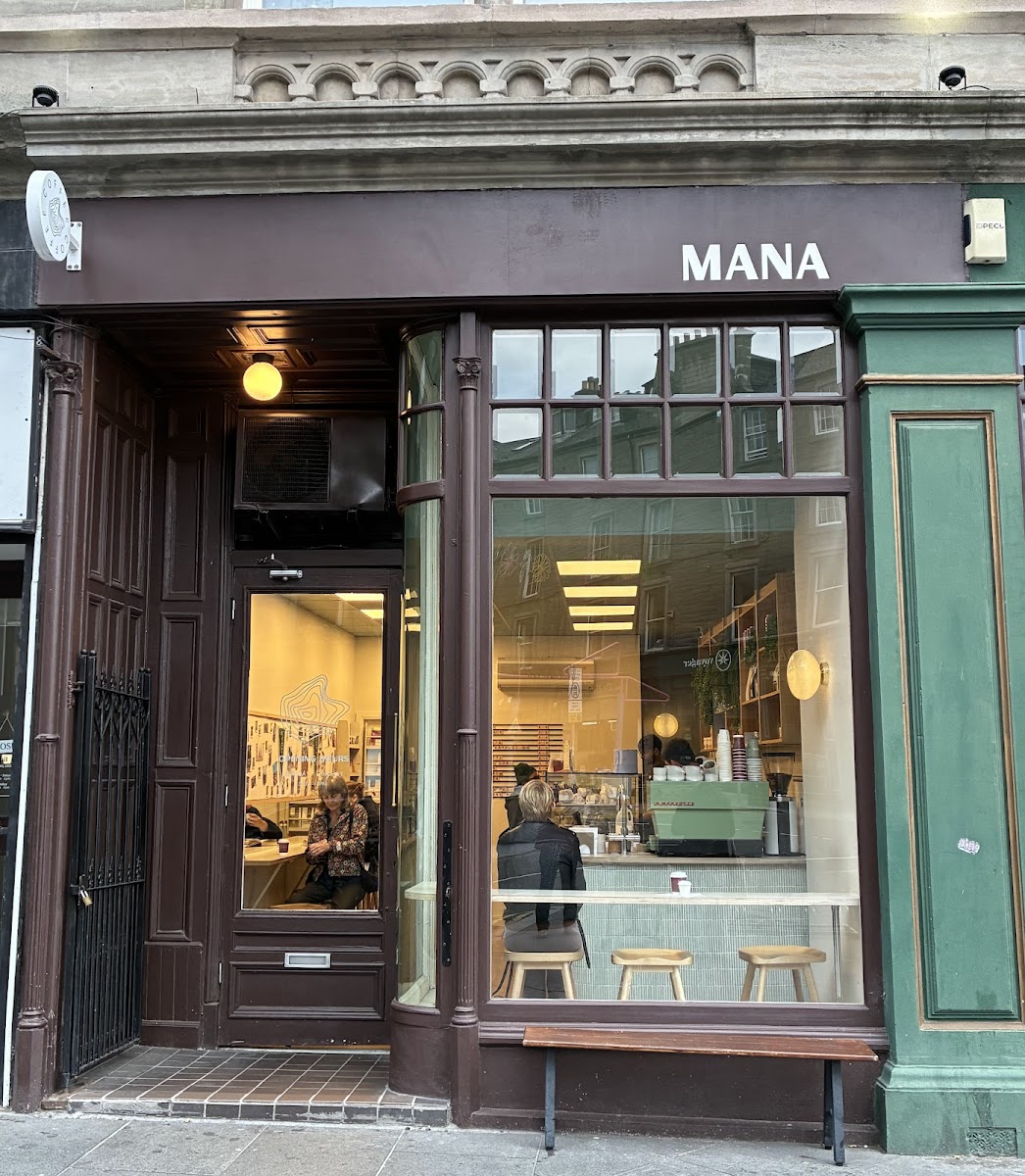 Mana Coffee - Dundee DD1 4AY