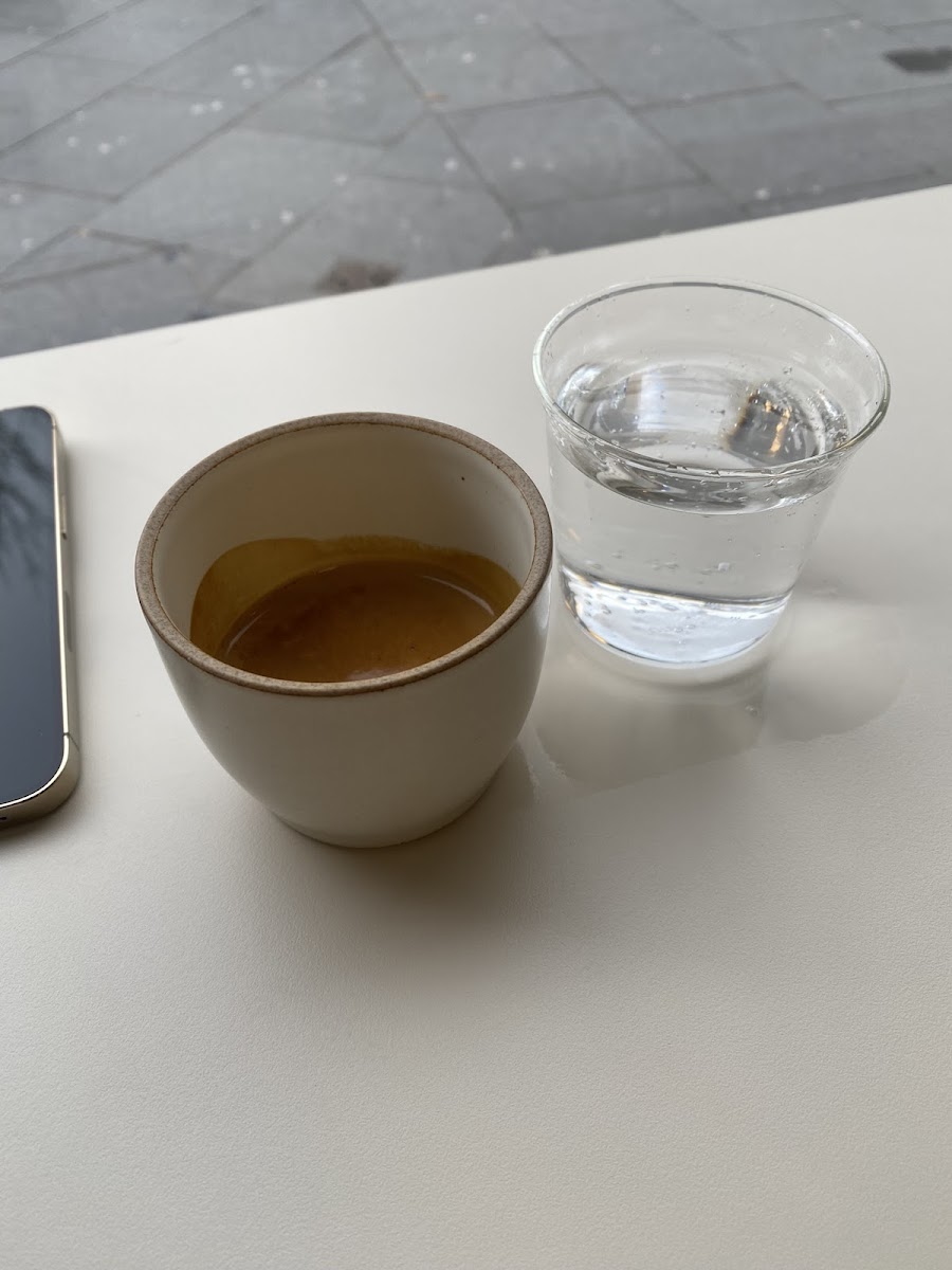 Mana Coffee - Dundee DD1 4AY - Photo 5