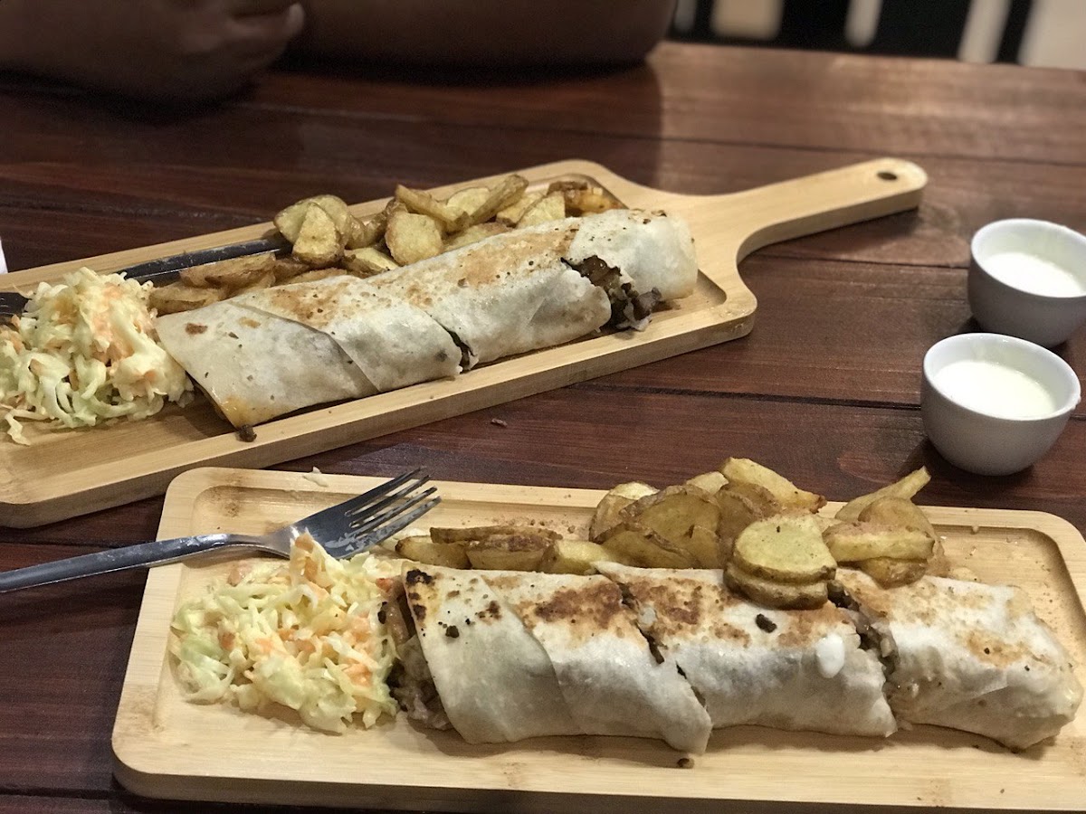 Lebanese shawarma - 1709 - Photo 1