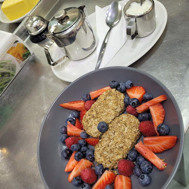 Brekfast Fruit