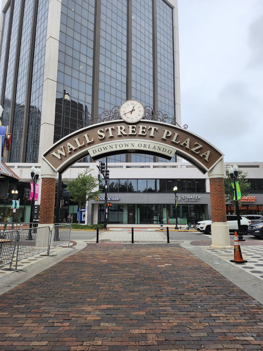 Wall Street Plaza - Photo 4