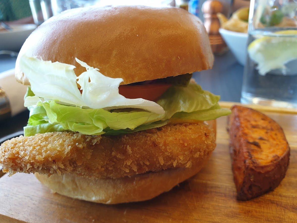 The View Restaurant - Tonbridge TN9 2PW - Photo 1