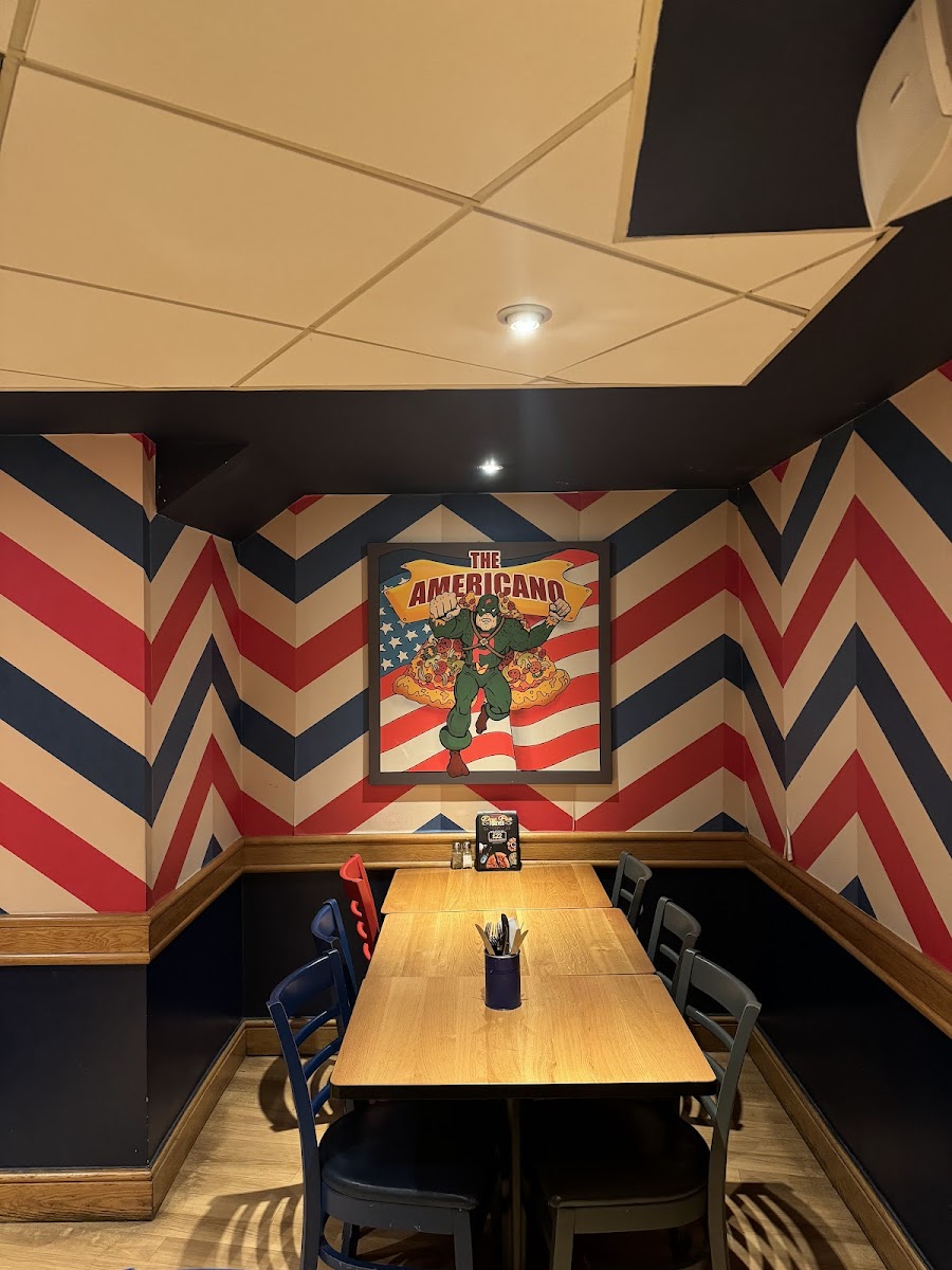 Pizza Hut Restaurants Cardiff Queens St - Photo 8