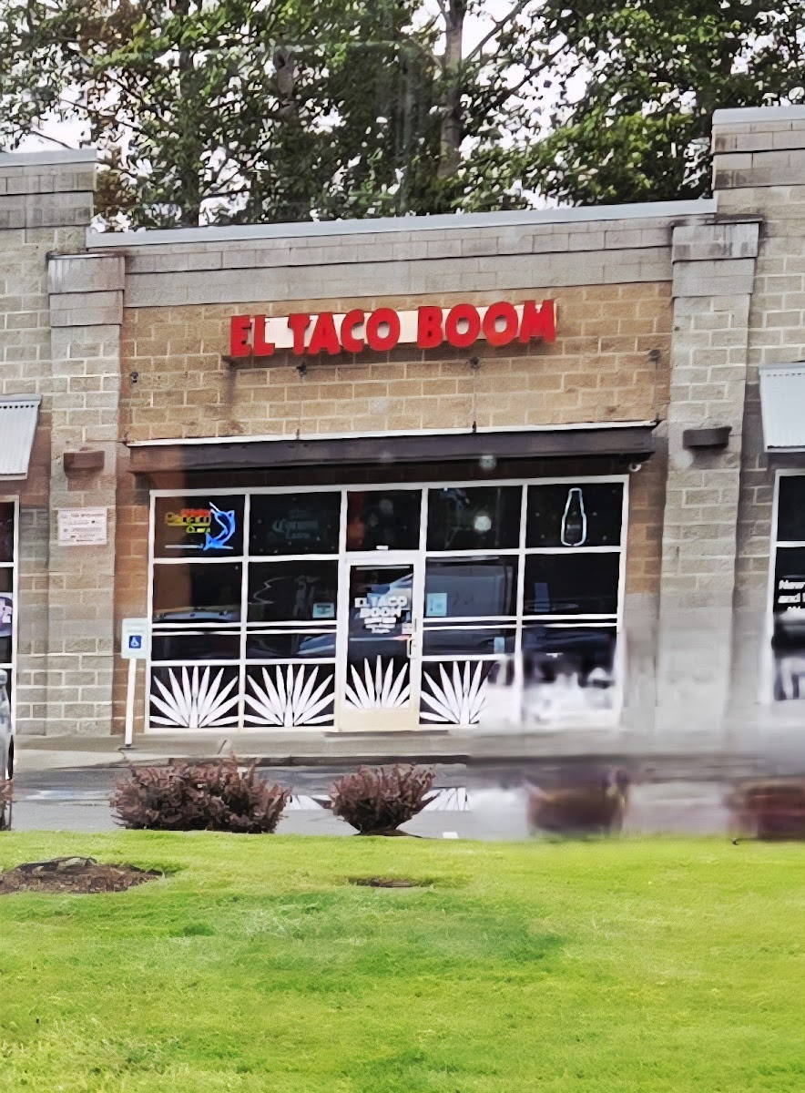 El Taco Boom - Photo 4