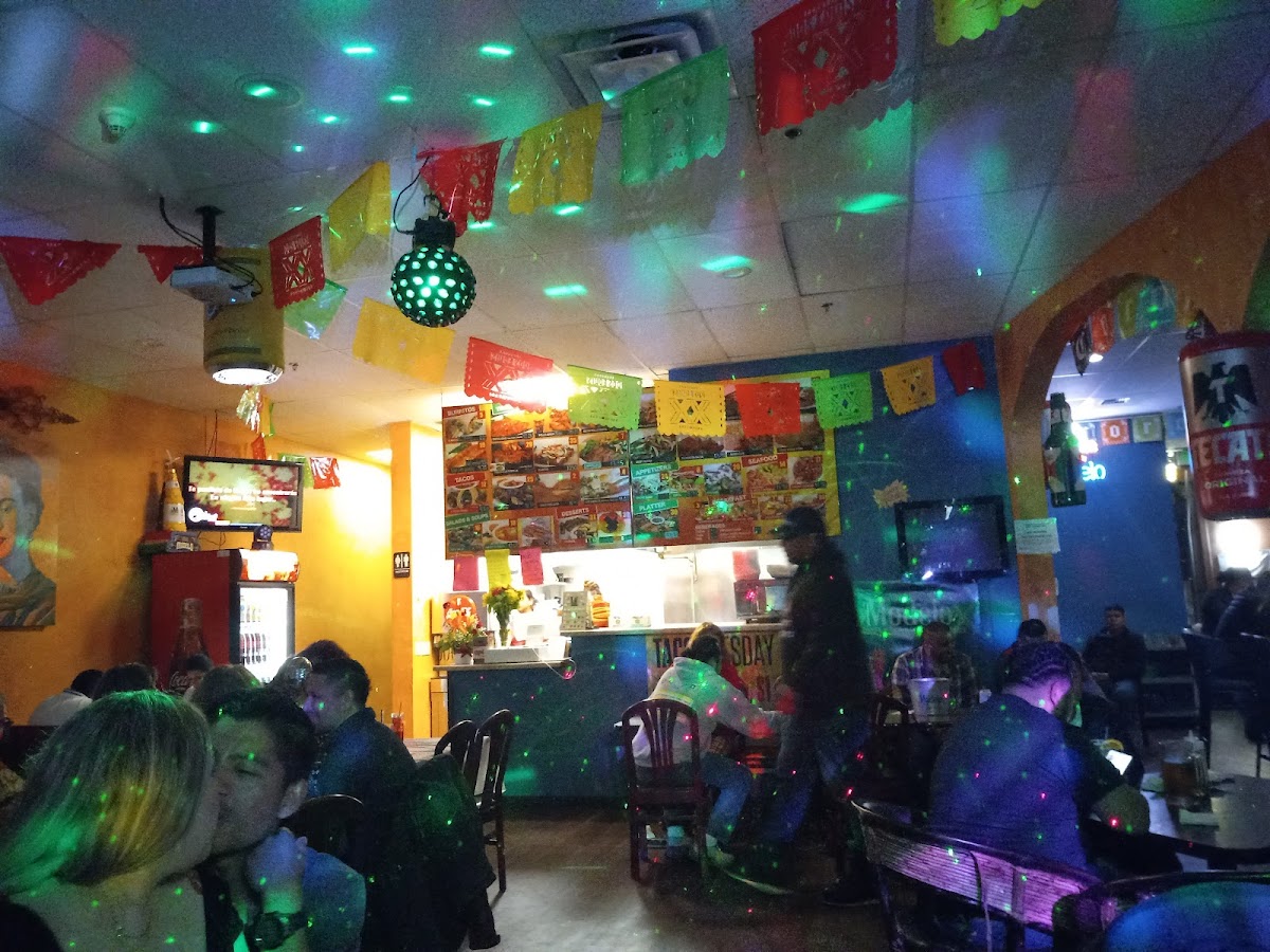El Taco Boom - Photo 8
